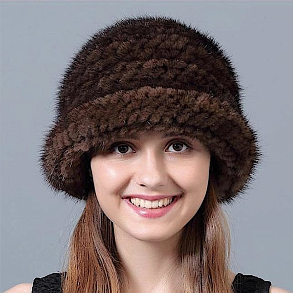 La Fiorentina Mahogany with Tag Bucket Mink Fur Hat
